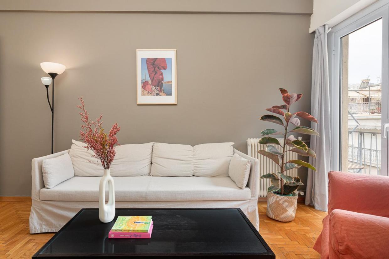 Athenian In Kolonaki Apartment
